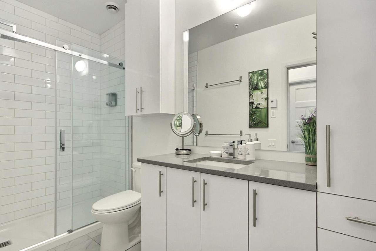Good Vibes Only -Modern And Spacious 2 Bedroom Condo 4 Beds Free Parking, Gym Ciudad de Quebec Exterior foto